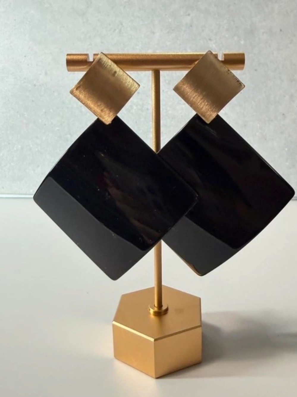 Francesca's Collections Gold and Black Diamond Drop Earrings